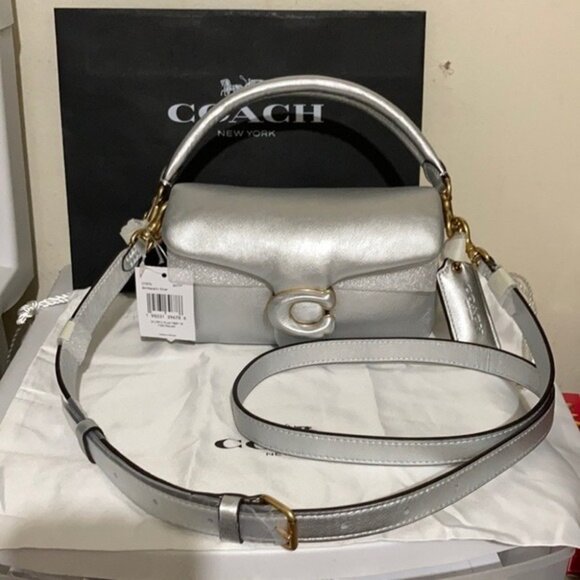 Elegant Silver COACH Pillow Tabby 18 Shoulder Purse - Picture 1 of 6